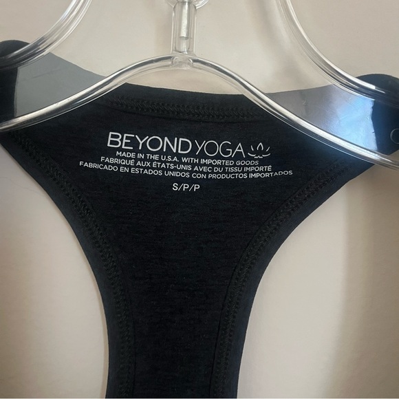 Beyond Yoga Spacedye Step Up Racerback Tank (size small) - Picture 3 of 10